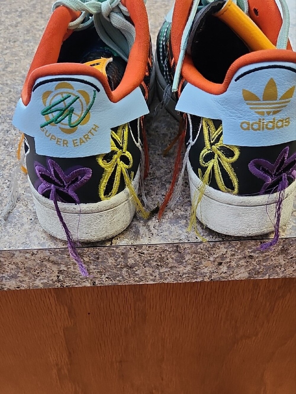 adidas Multicolor Embroidered 'Super Earth' Sneakers - Picture 4 of 7